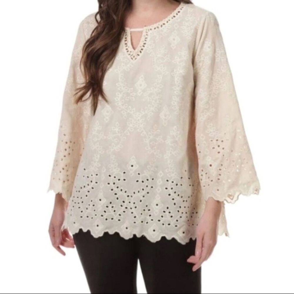 John Mark Velvet Eyelet Top, Medium